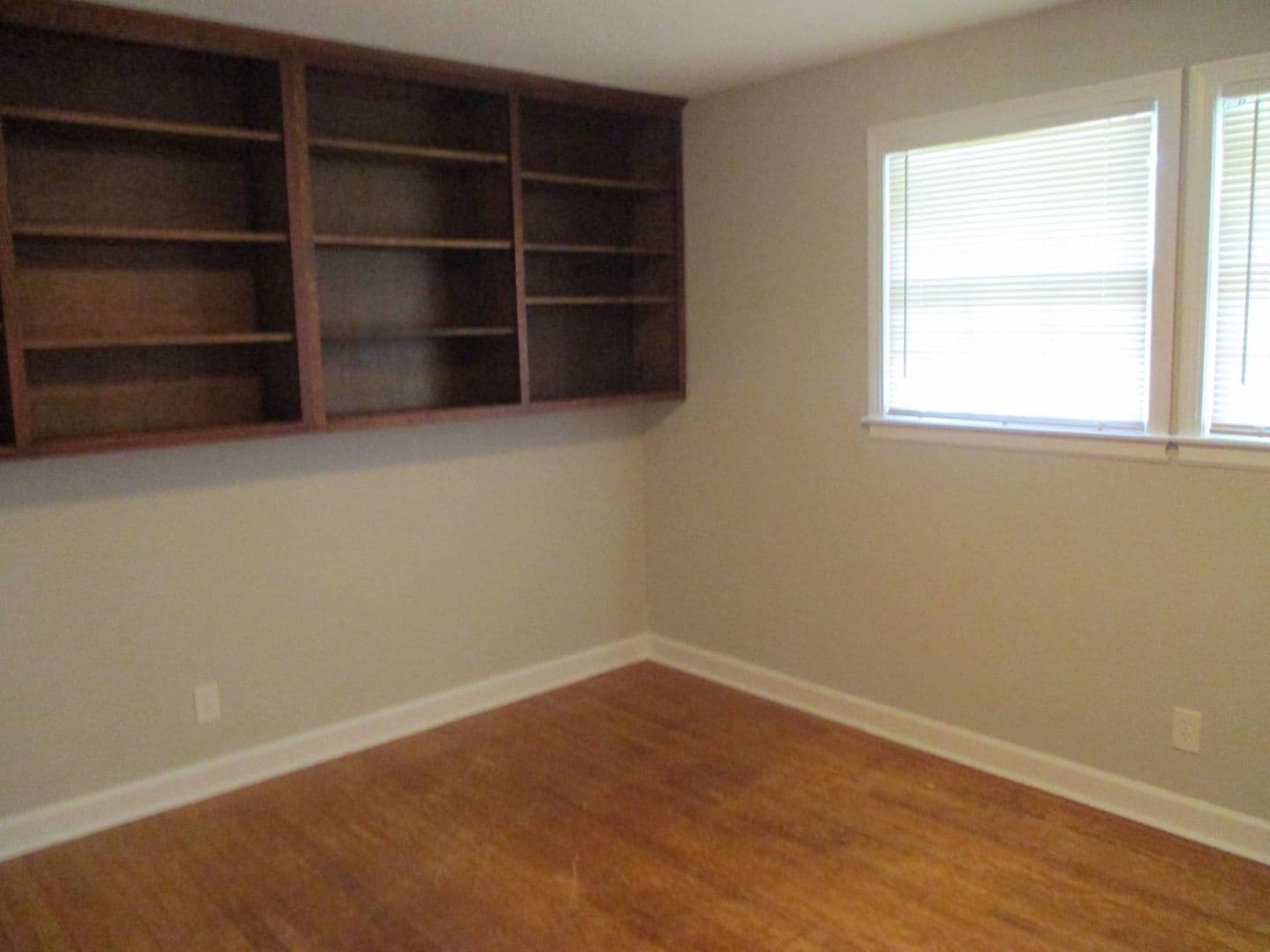 Rock Hill House: 1148 Ebinport Road