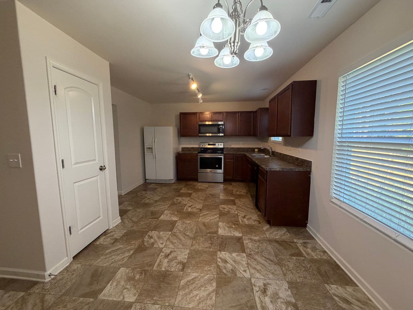 Lancaster House: 2058 East Park Drive