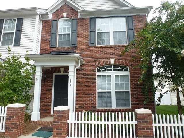 Rock Hill House: 937 Coolsprings
