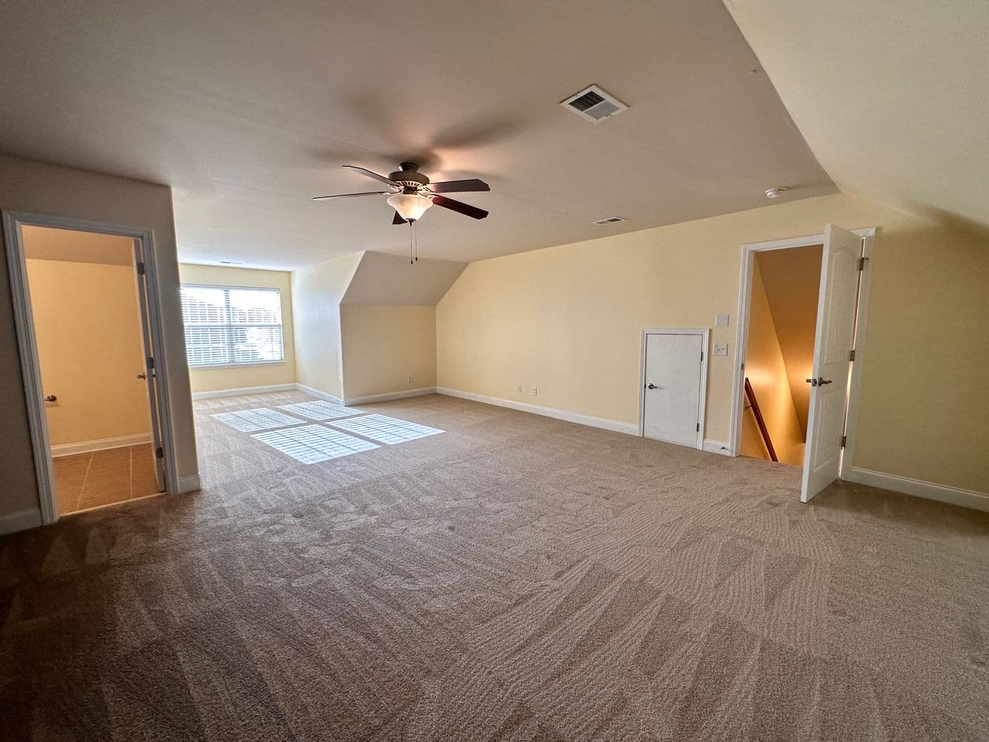Rock Hill House: 3034 Tallgrass Bluff