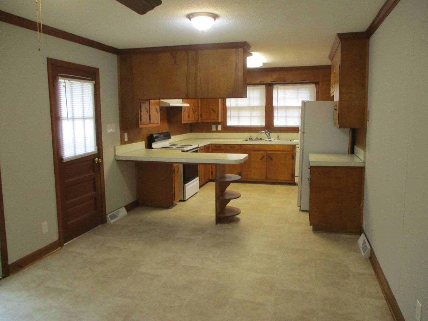 Rock Hill House: 1148 Ebinport Road
