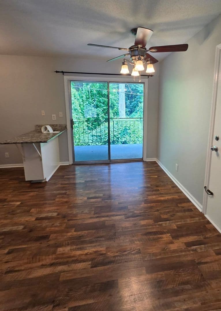 Rock Hill House: 1792 G Ebenezer Road