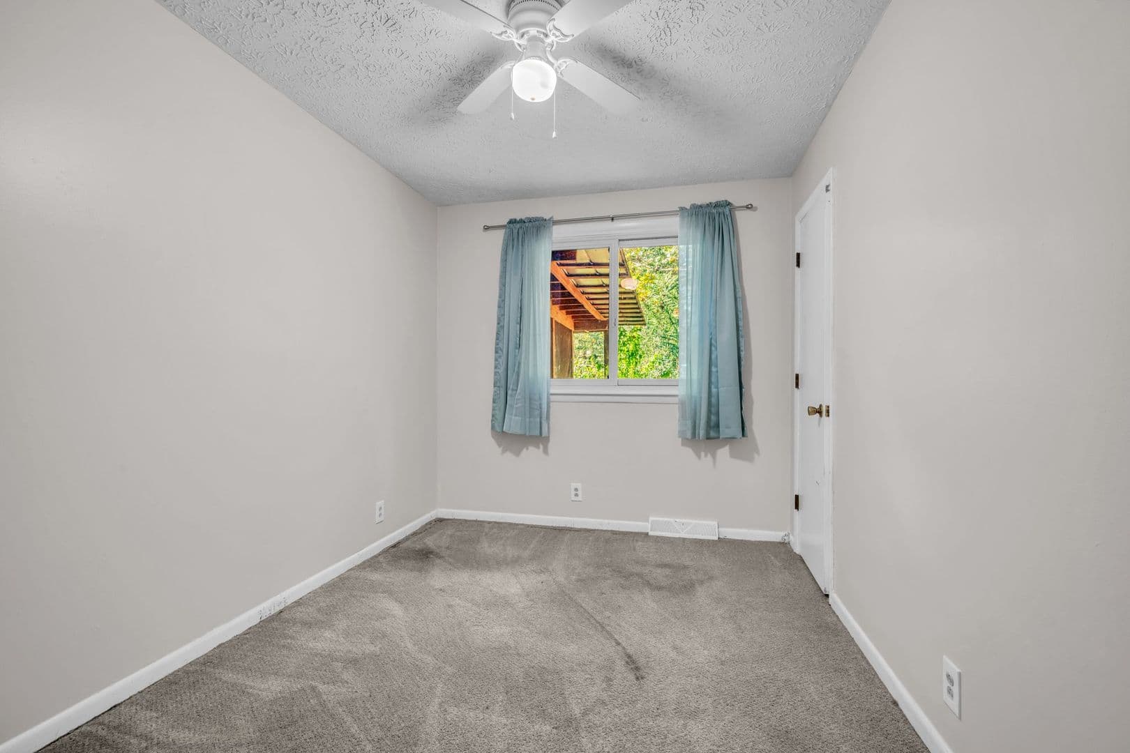 Kingston Springs House: 1028 Ward Ln