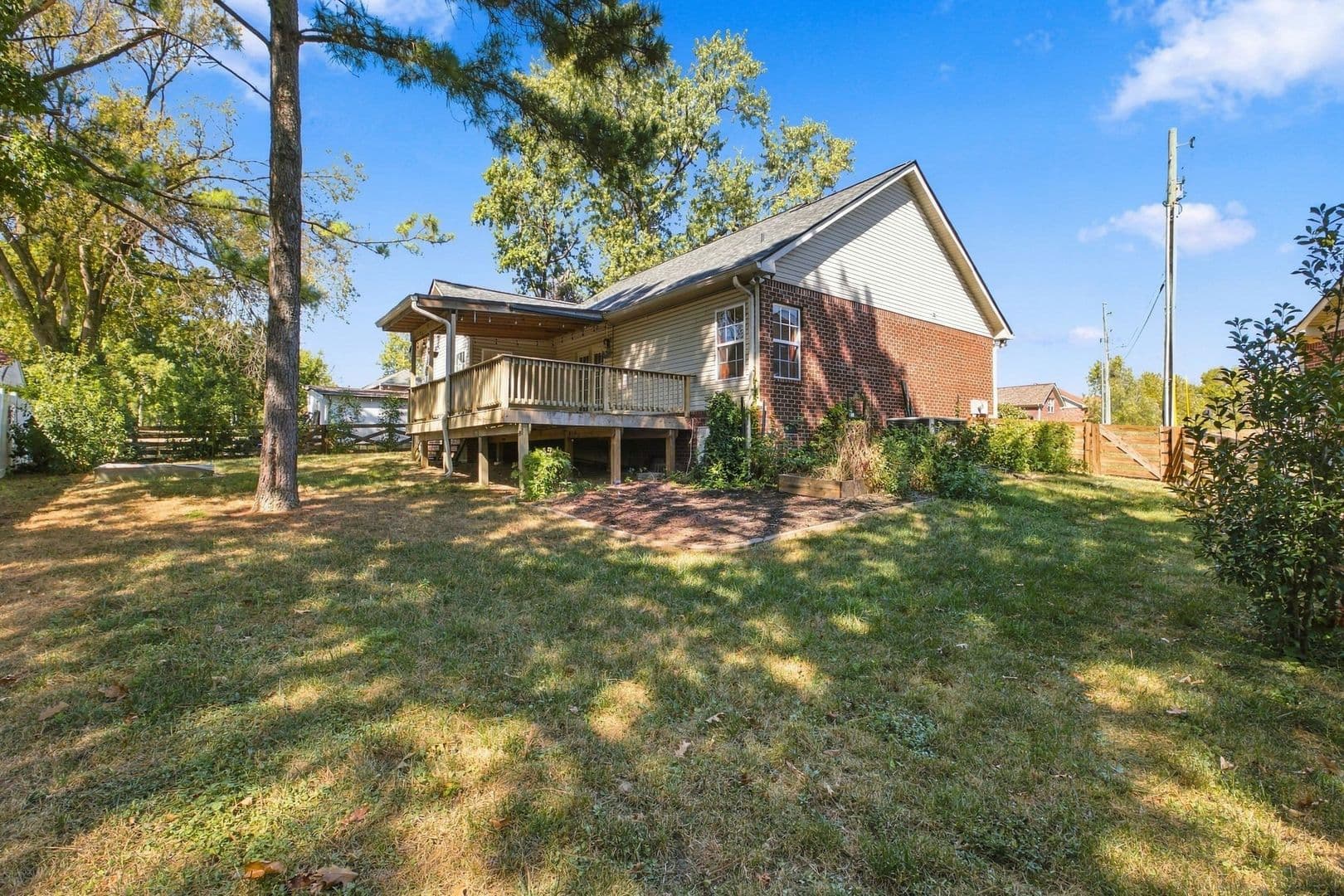 Nashville House: 512 Twin Oaks Cir