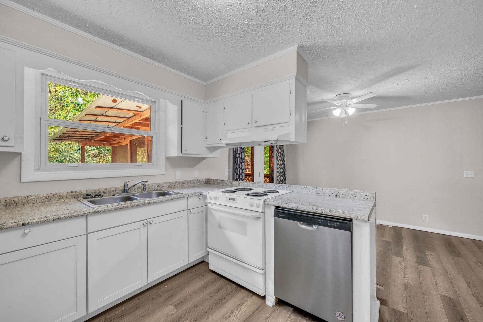 Kingston Springs House: 1028 Ward Ln