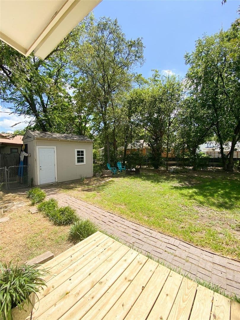 Dallas House: 10652 Cayuga Drive