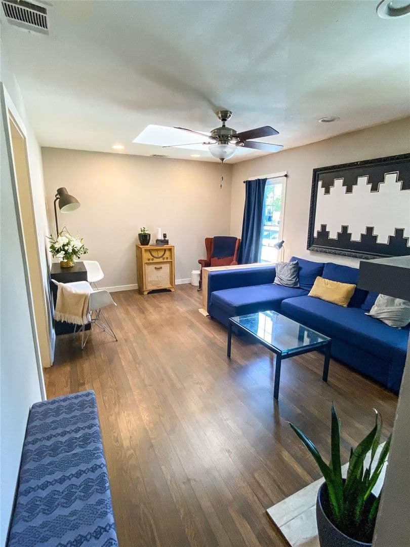 Dallas House: 10652 Cayuga Drive