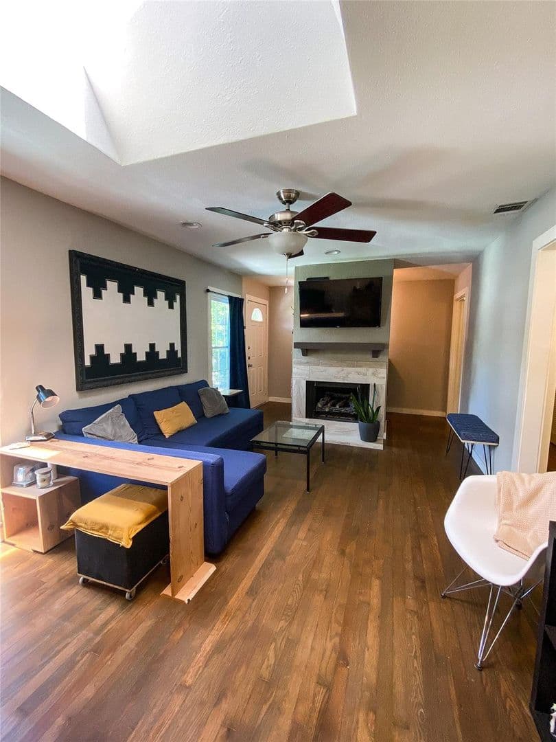 Dallas House: 10652 Cayuga Drive