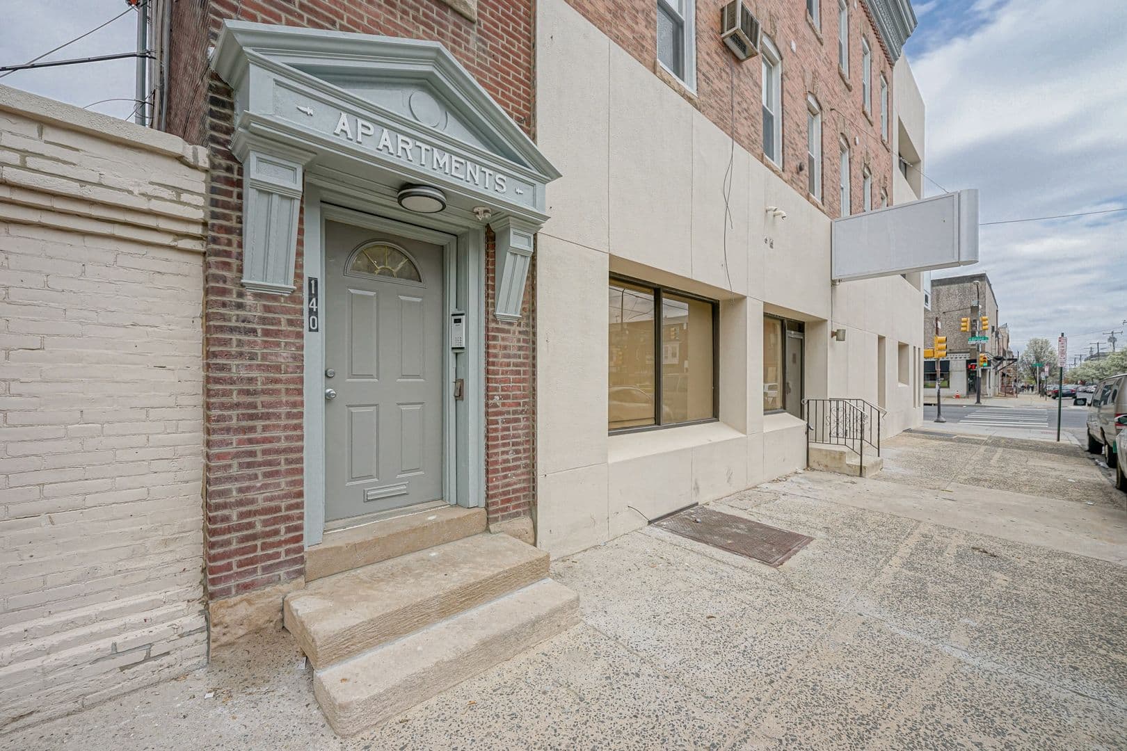 Phila Apartment: 2444 S Broad St (1-5)