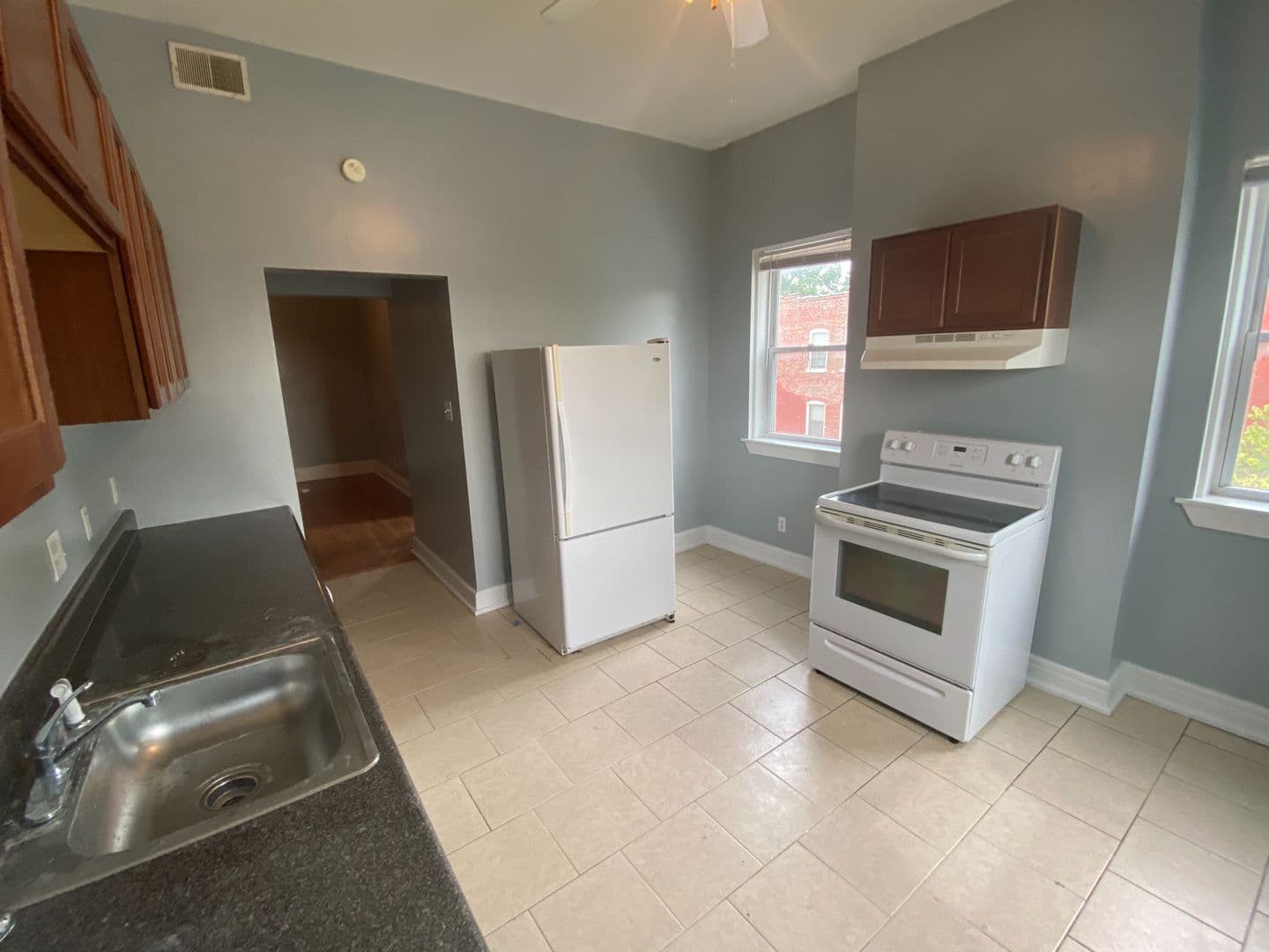 St. Louis Apartment: 6800 Virginia Ave.