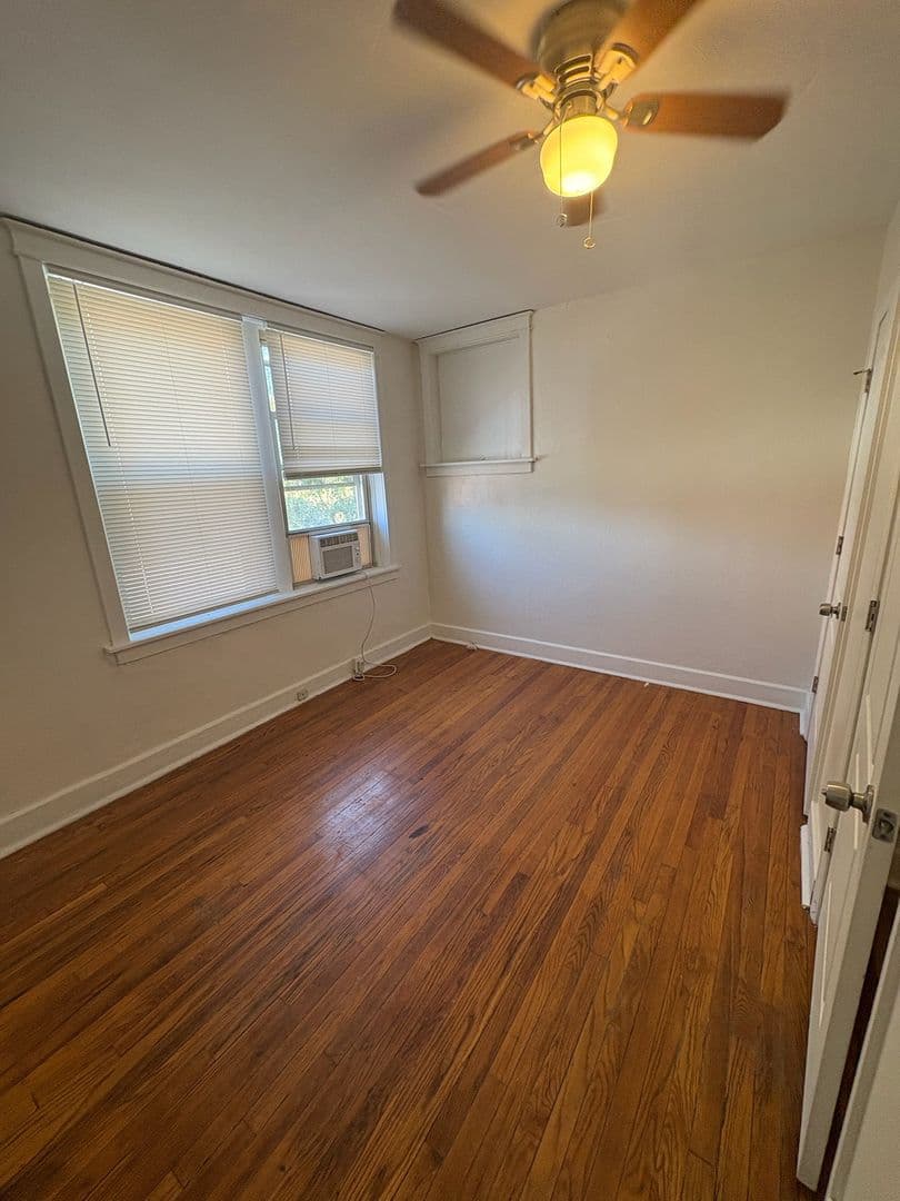 St. Louis Apartment: 3702 S. Broadway