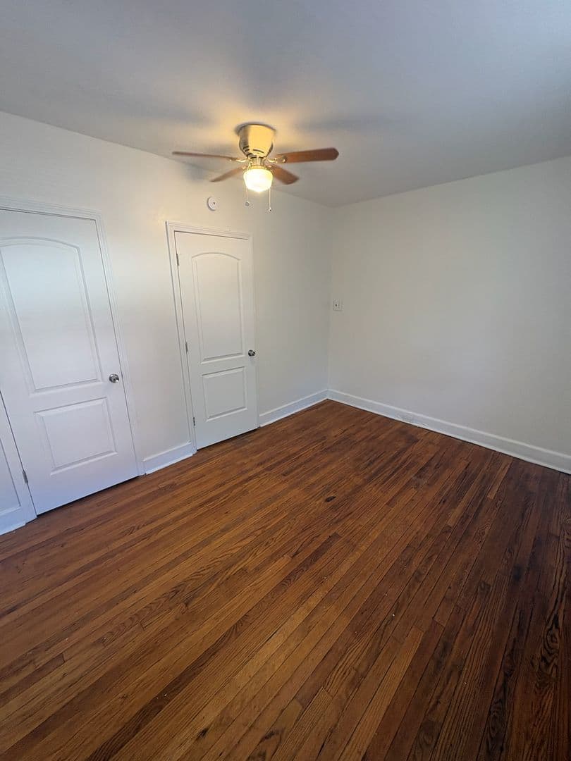 St. Louis Apartment: 3702 S. Broadway