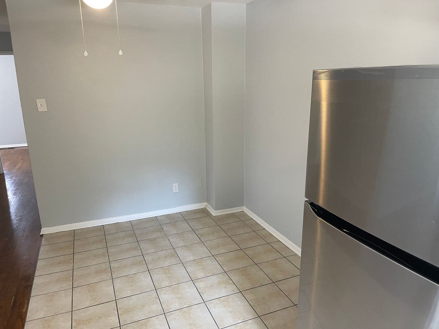 St. Louis Apartment: 4754 Virginia Ave