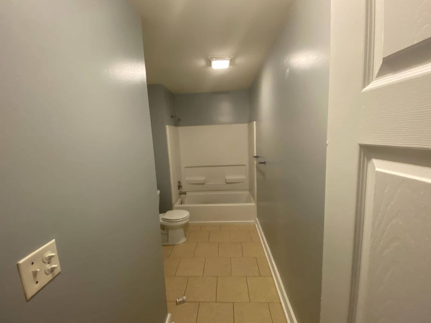 St. Louis Apartment: 6800 Virginia Ave.