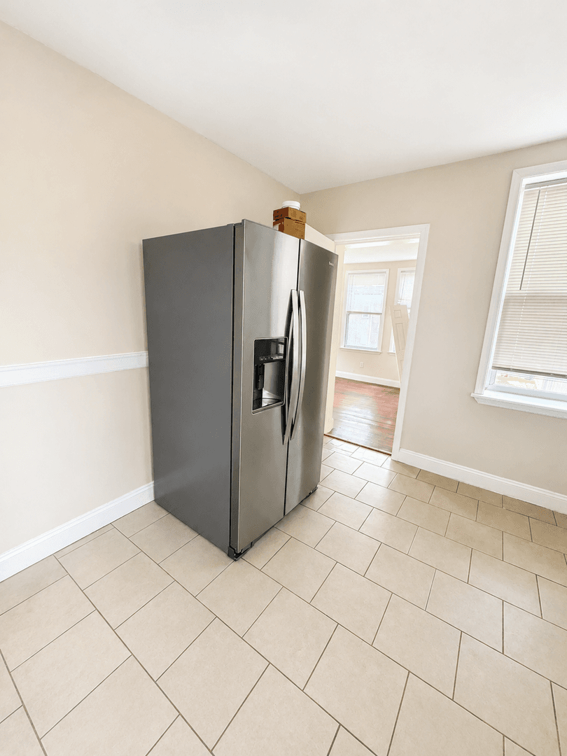 St. Louis Apartment: 3632 Phillips Place