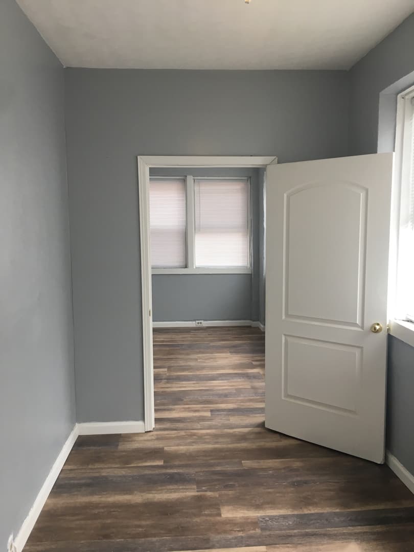 St. Louis Apartment: 4217 Grand Blvd.