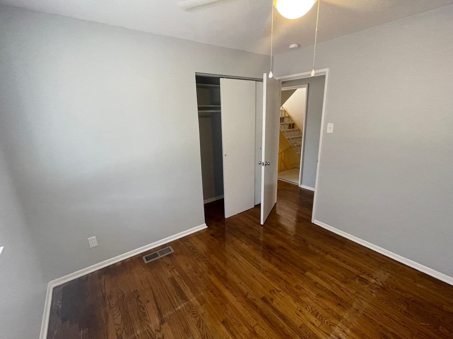 St. Louis Apartment: 4754 Virginia Ave