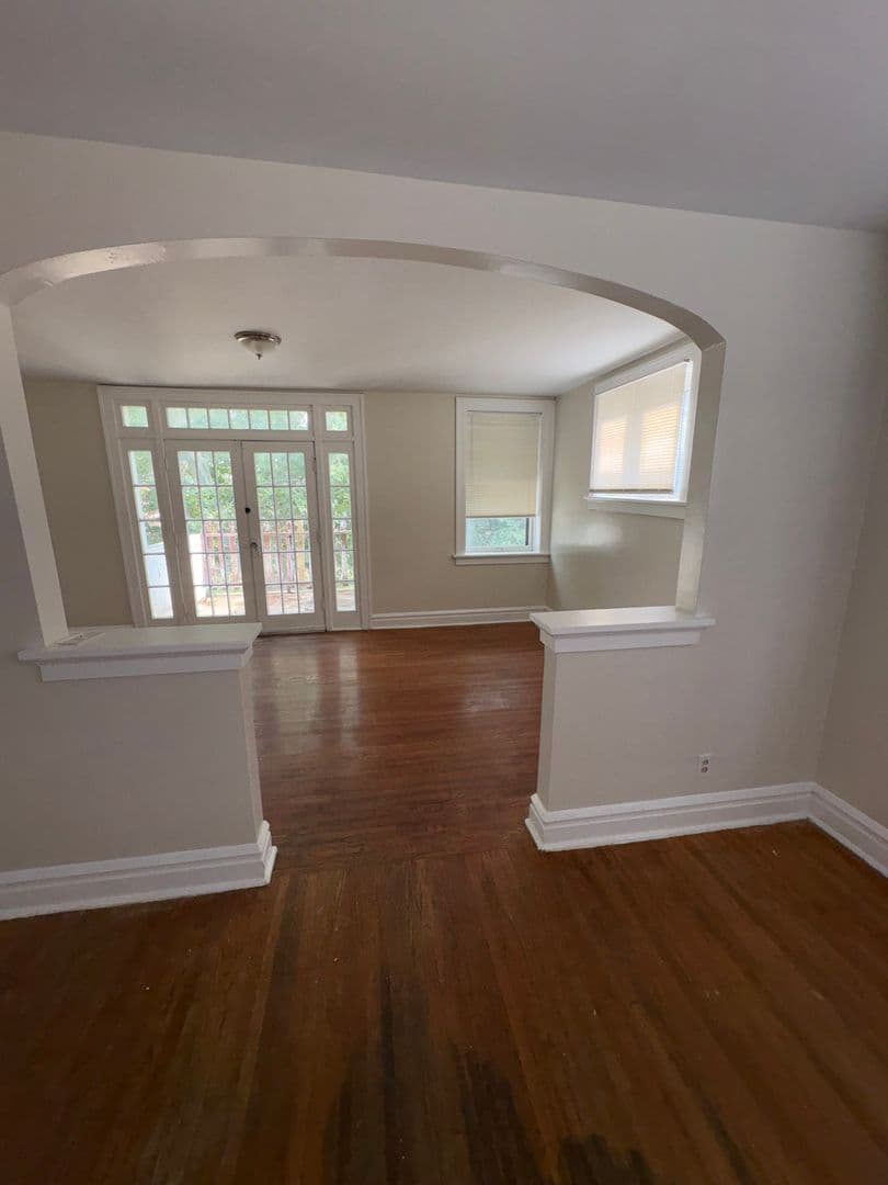 St. Louis Apartment: 3632 Phillips Place
