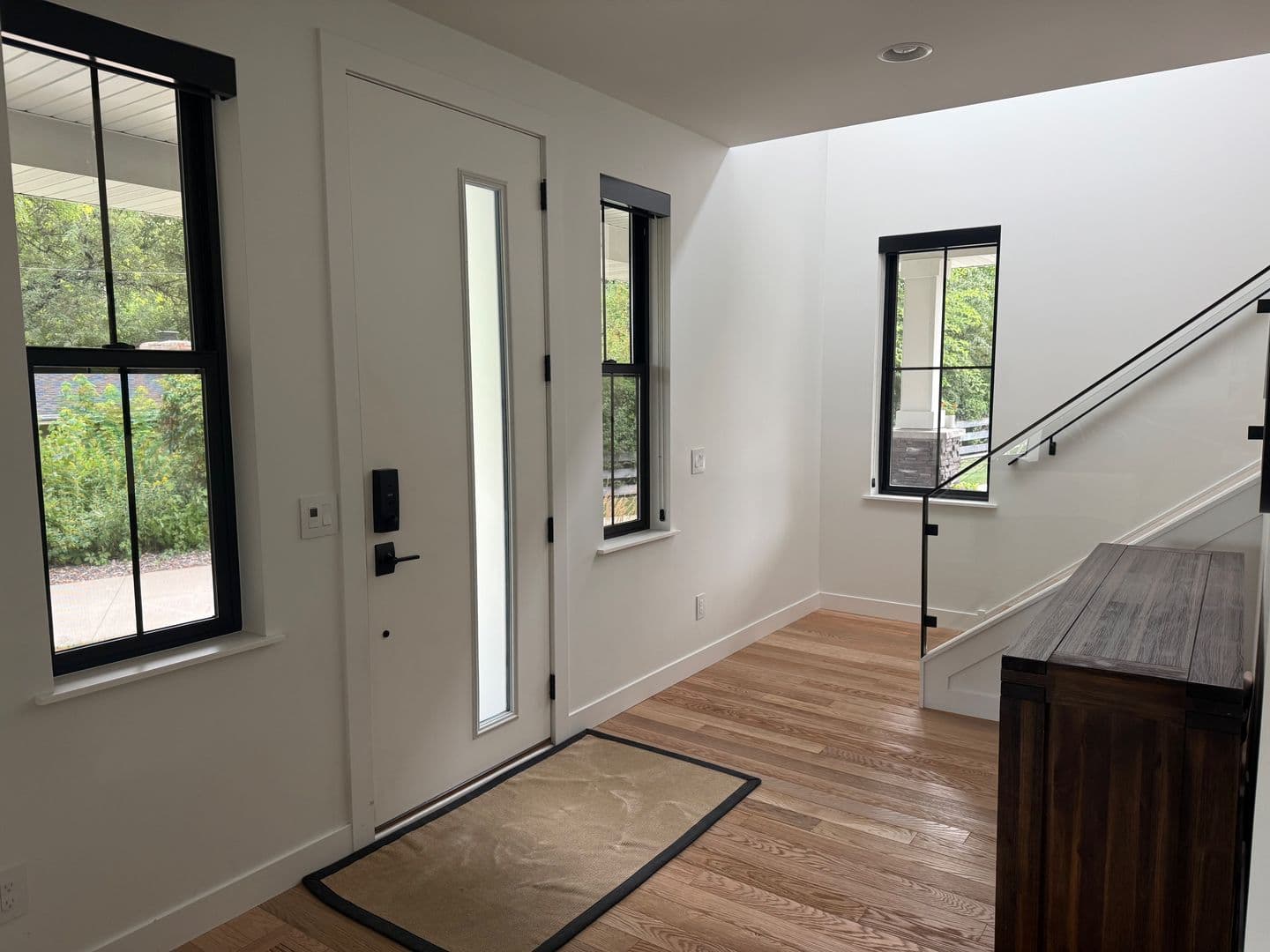 Golden Valley House: 45 Western Terrace