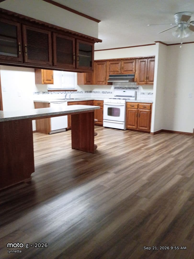 Midwest City House: 3306 Mockingbird Lane