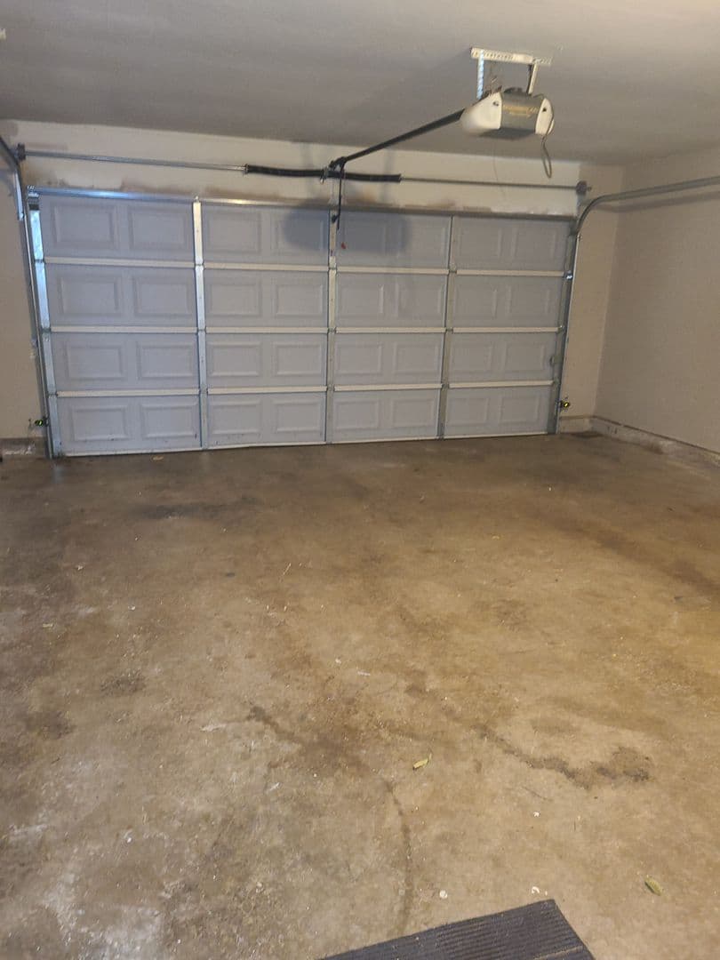 Midwest City House: 425 Pinehurst Dr