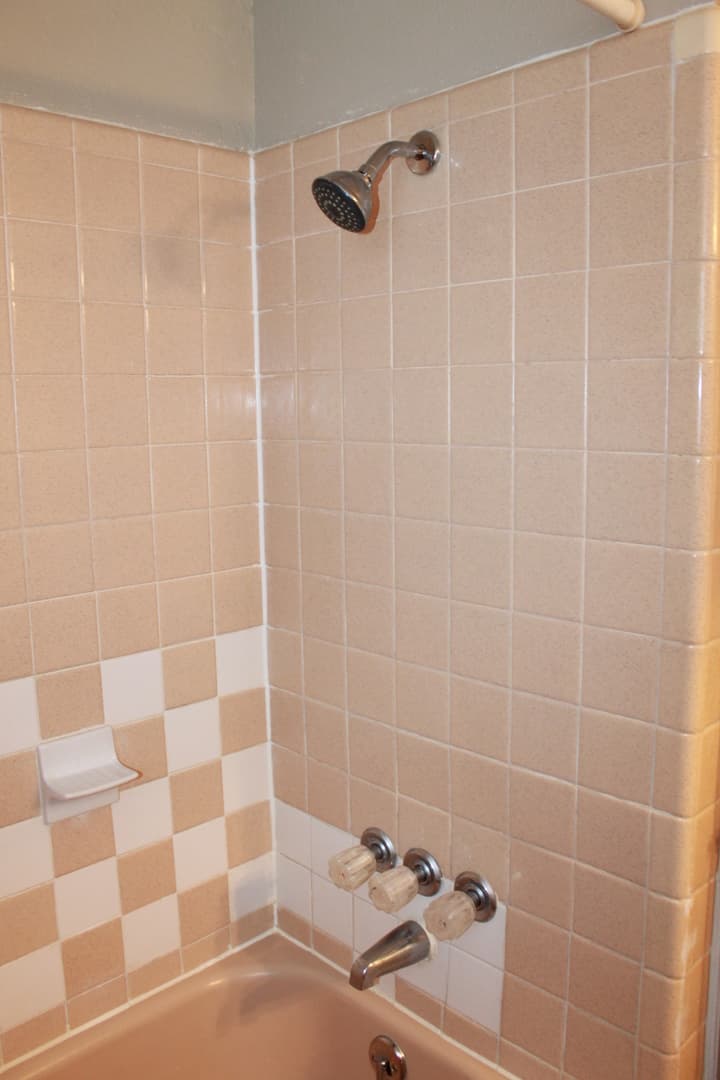 Del City House: 3035 Del View
