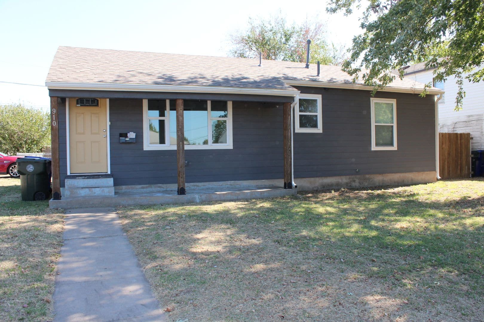 Midwest City House: 910 Stansell Dr