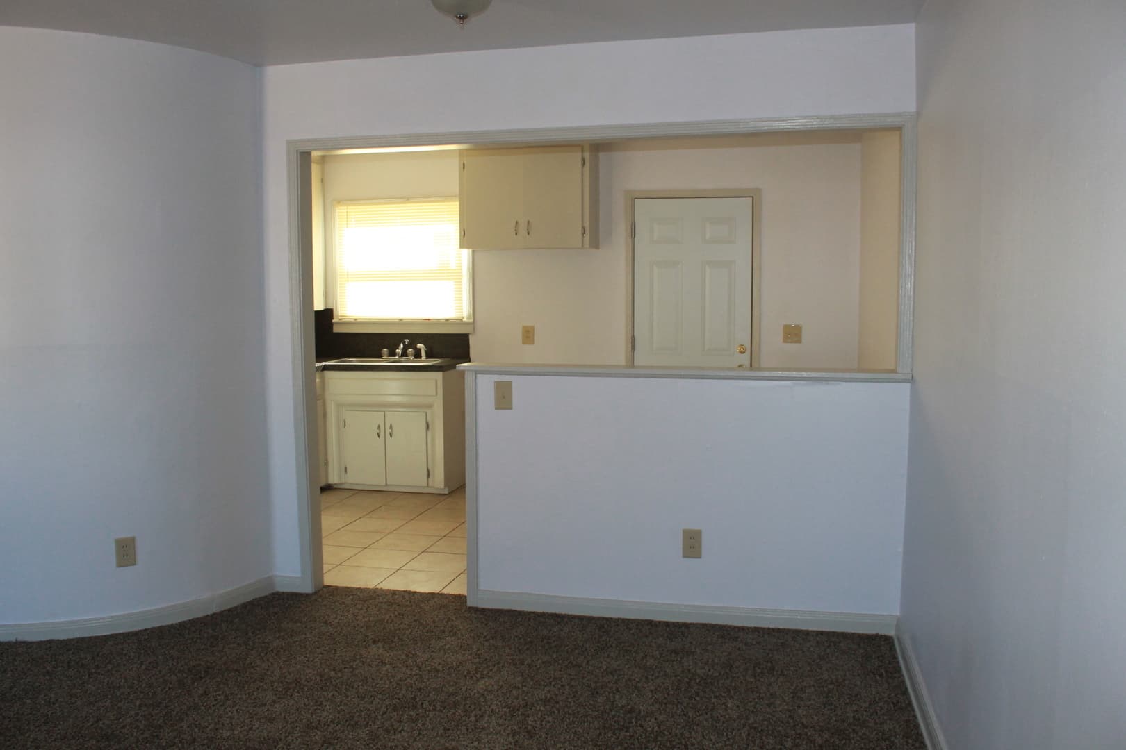 Midwest City House: 426 E Northrup Dr