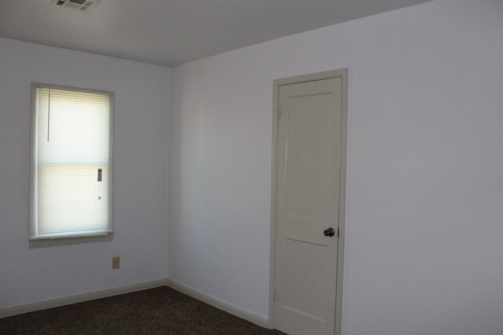 Midwest City House: 426 E Northrup Dr