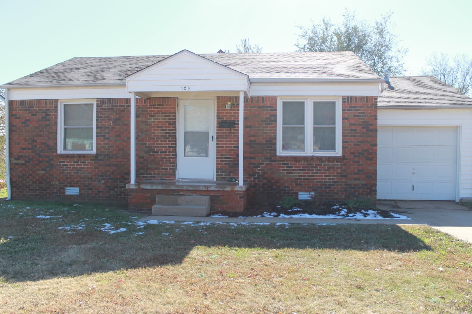 Midwest City House: 426 E Northrup Dr