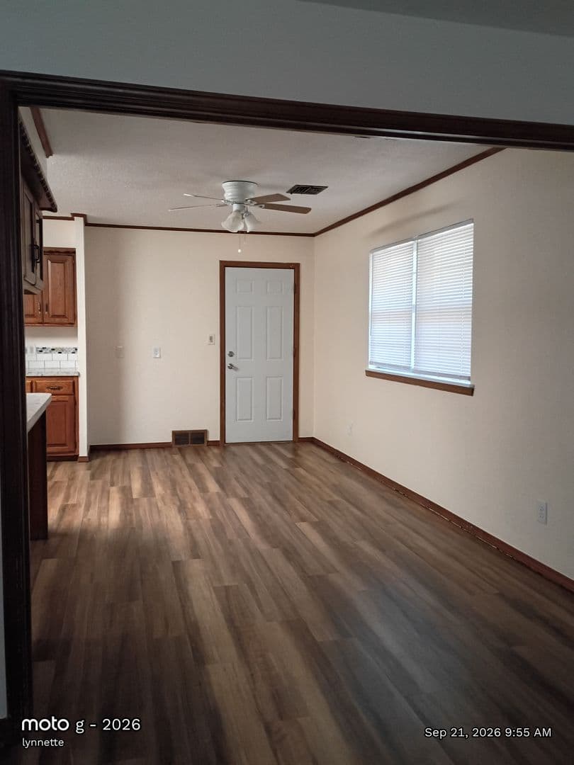 Midwest City House: 3306 Mockingbird Lane
