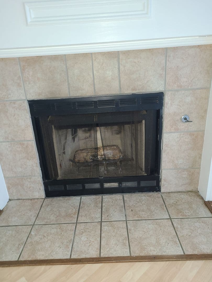 Midwest City House: 425 Pinehurst Dr