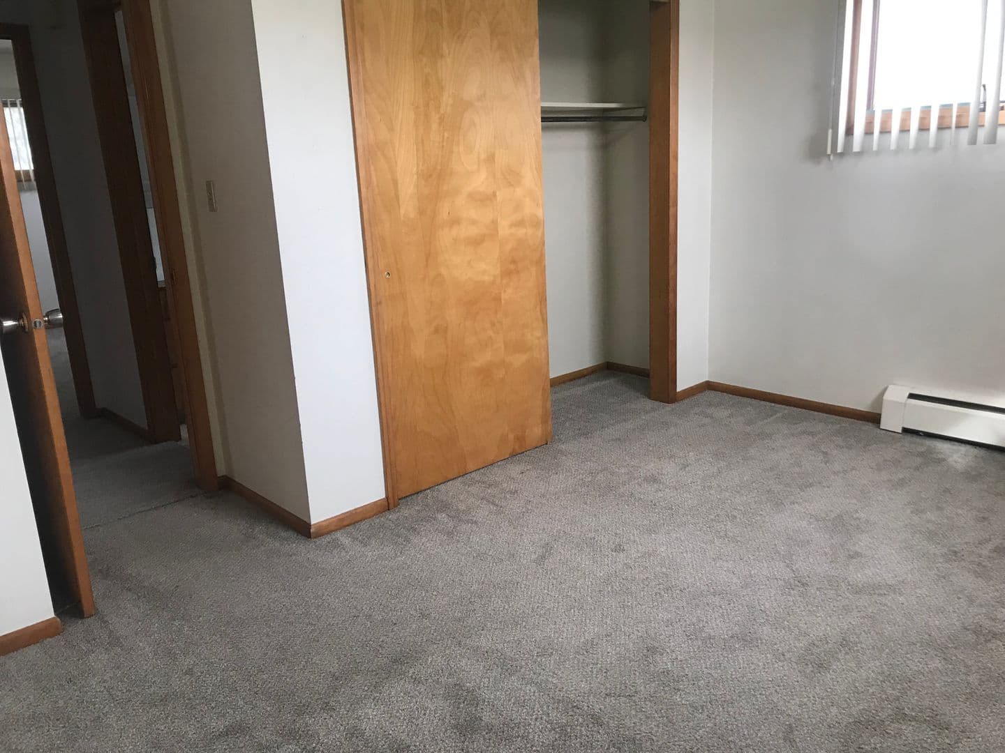 Mandan Apartment: 601/603 9th St NW