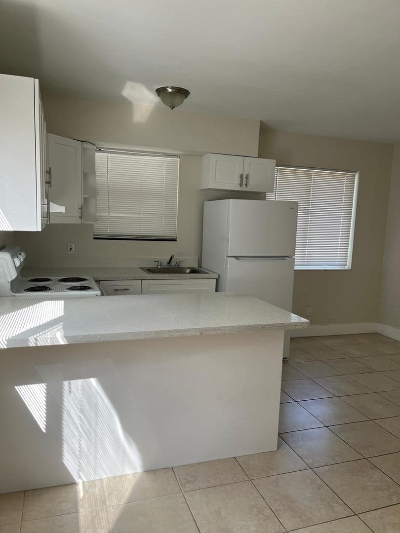 Fort Lauderdale Apartment: 609 SW 20 Ter