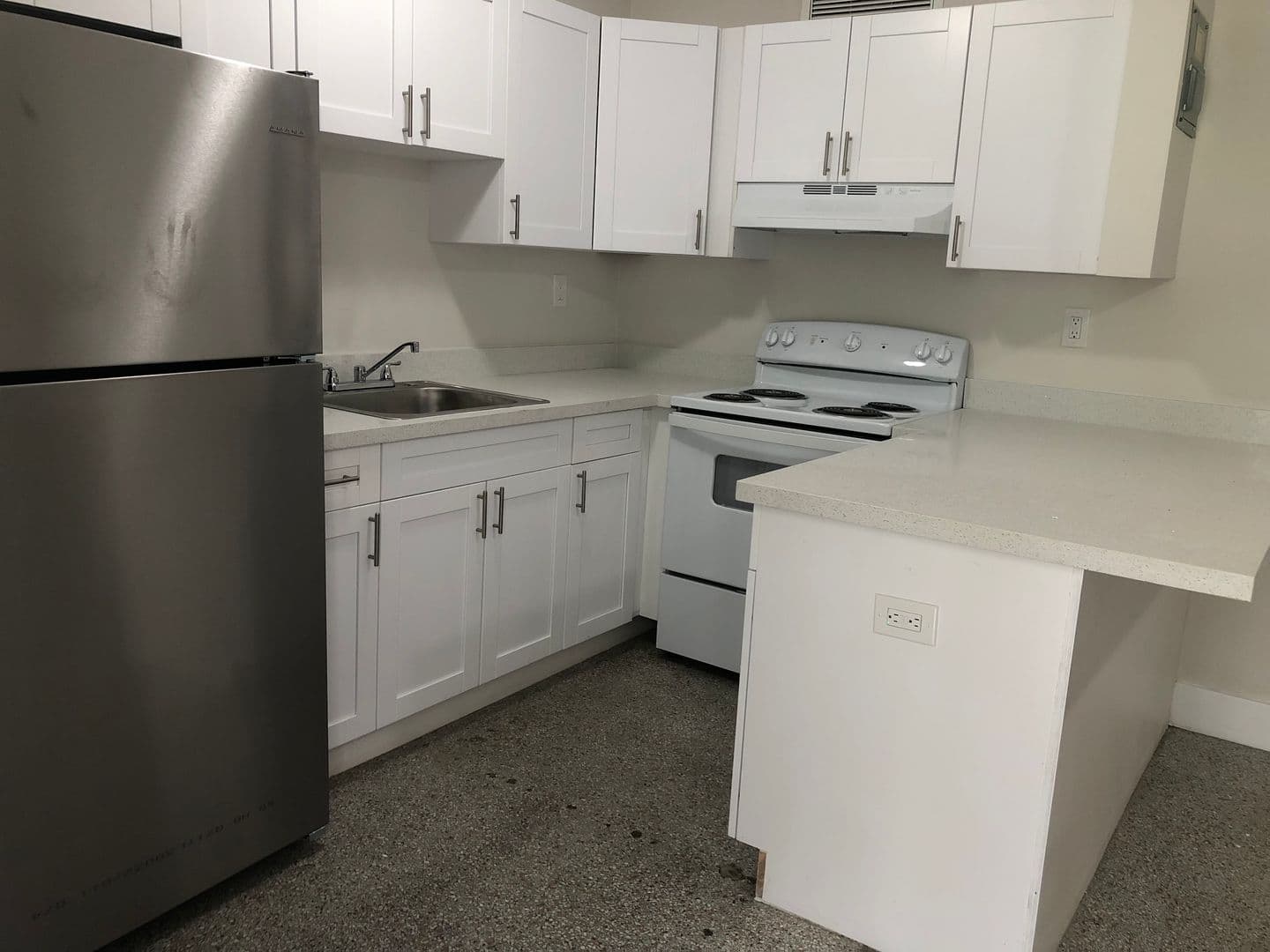 Fort Lauderdale Apartment: 609 SW 20 Ter