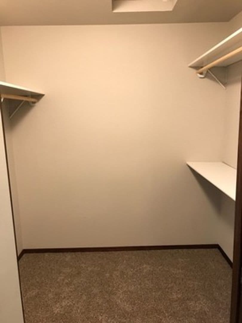 Tea Apartment: 200 Tanner Ct