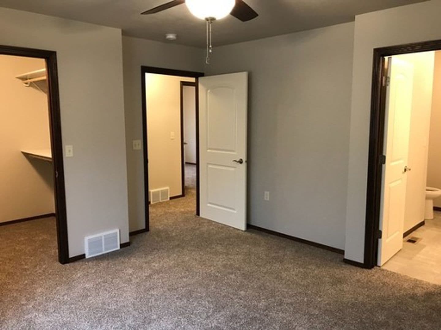 Tea Apartment: 200 Tanner Ct
