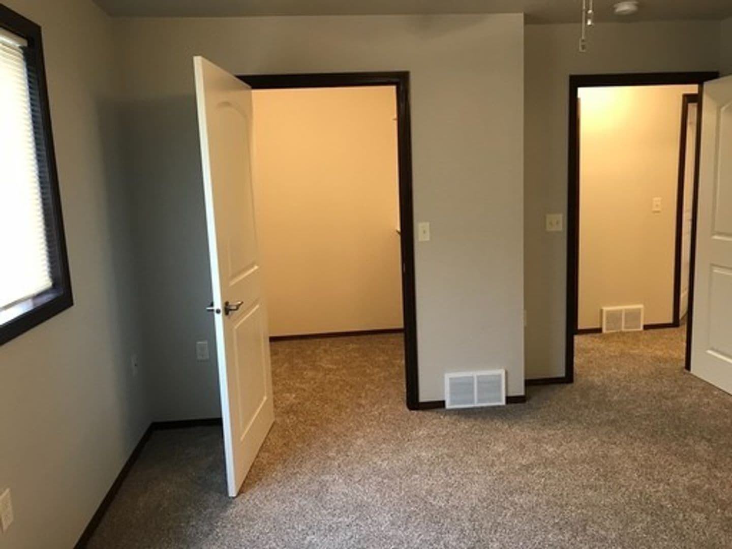 Tea Apartment: 200 Tanner Ct