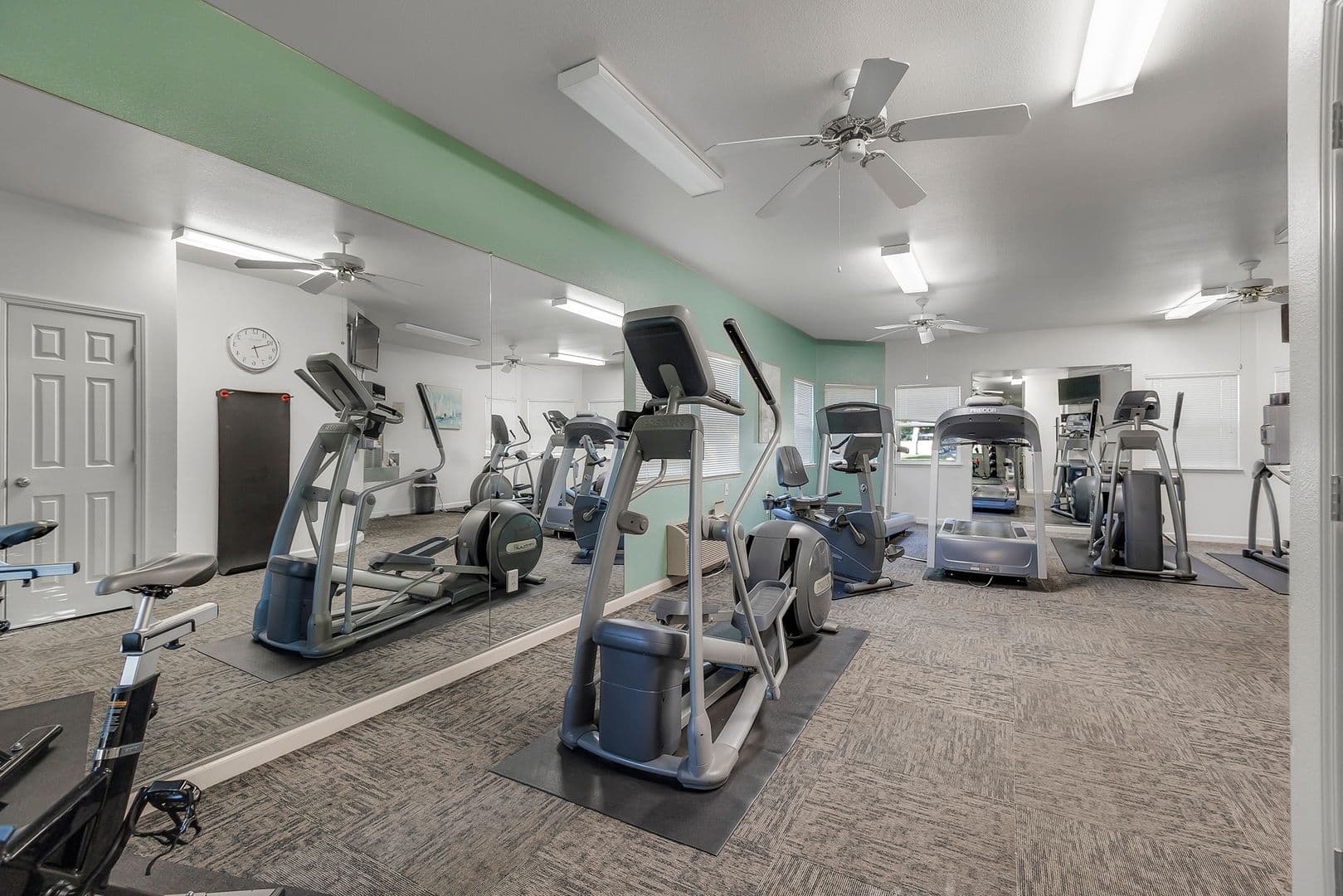 Chico Apartment: 400 Mission Ranch Blvd.