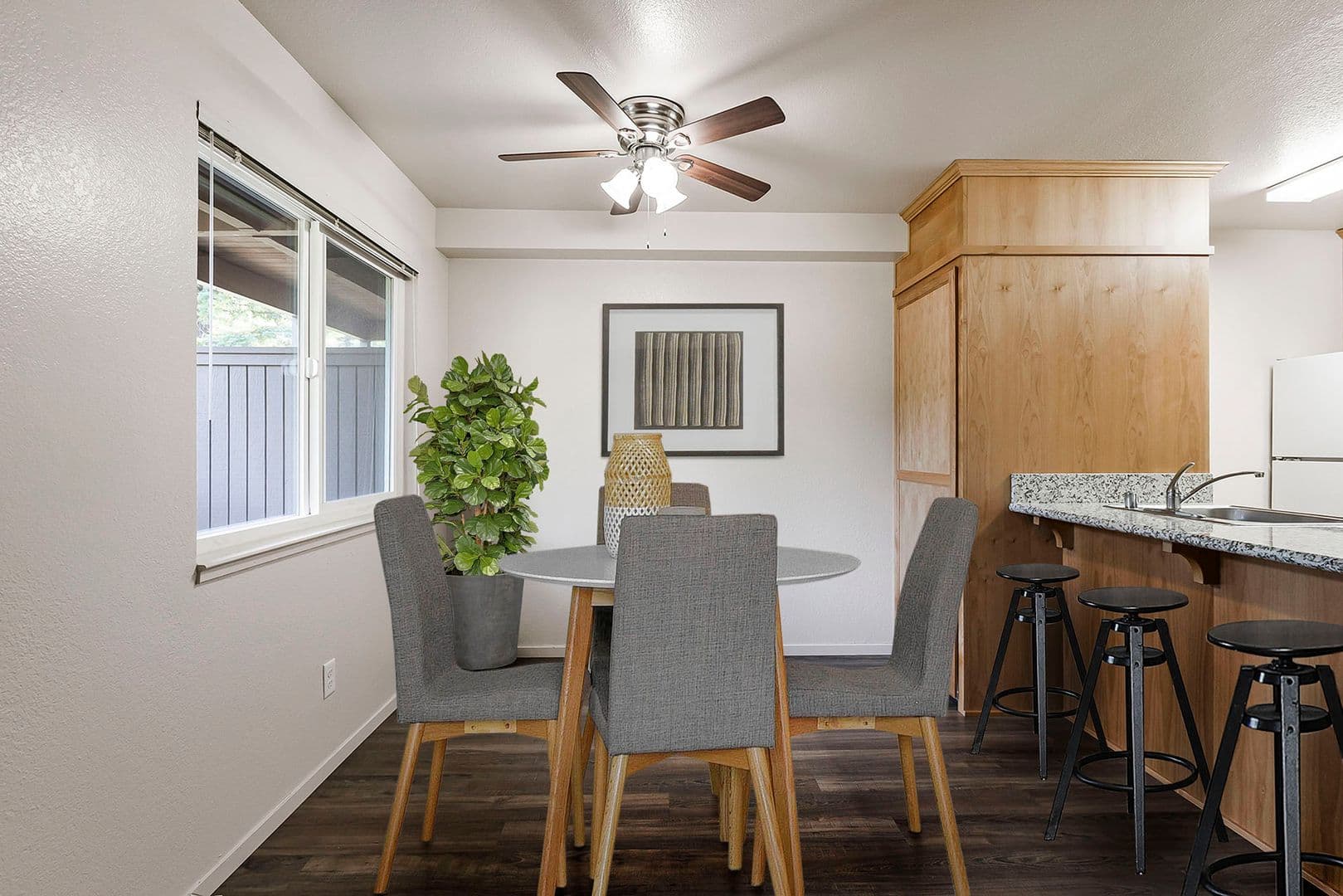 Chico Apartment: 47 Cobblestone Drive E