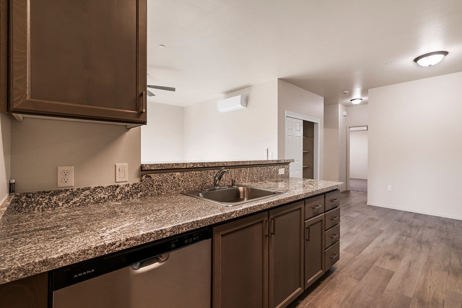 Chico Apartment: 101 Risa Way