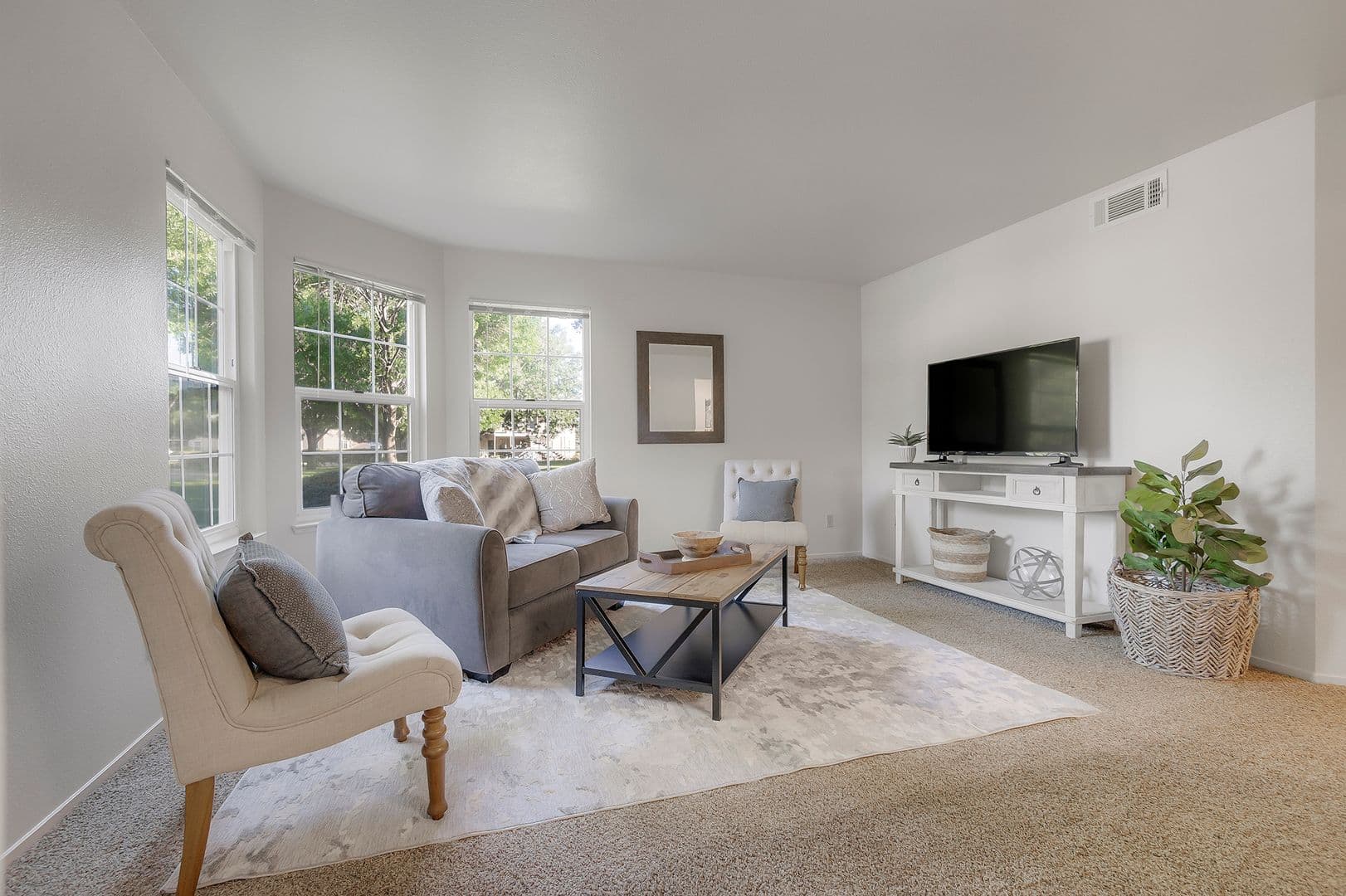 Chico Apartment: 1450 Springfield Drive