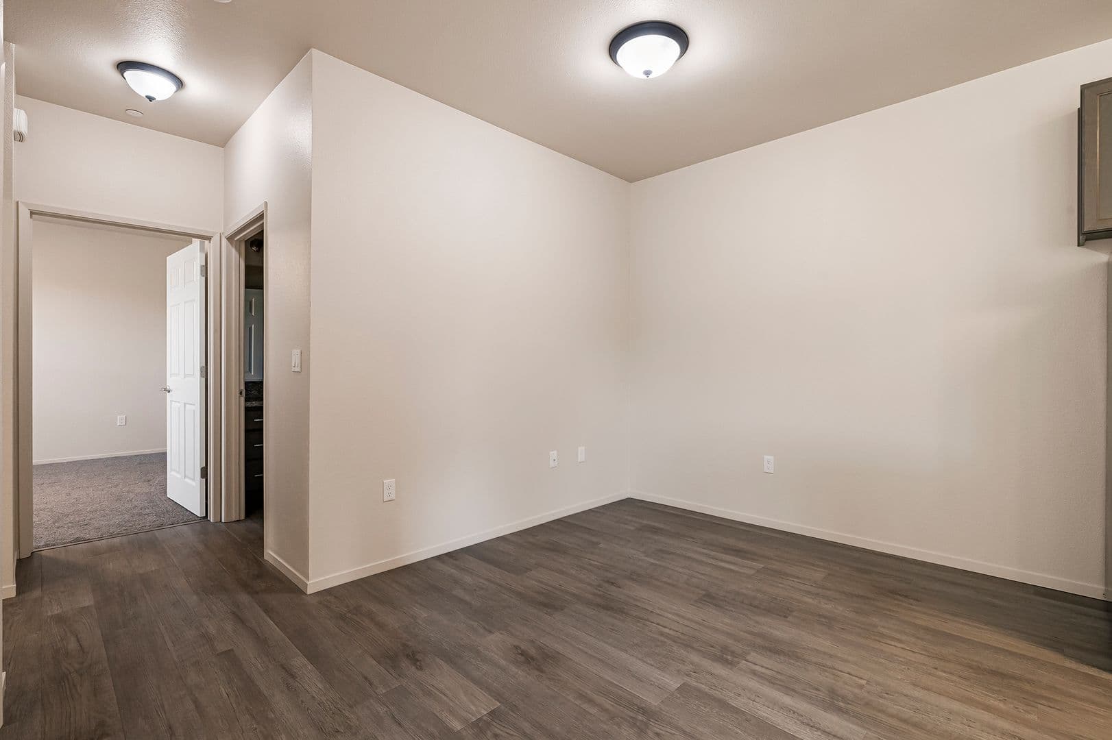 Chico Apartment: 101 Risa Way