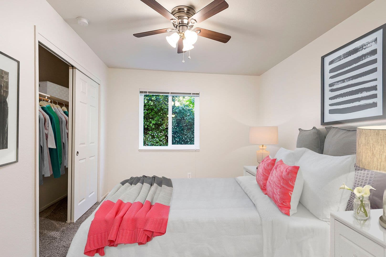 Chico Apartment: 47 Cobblestone Drive E