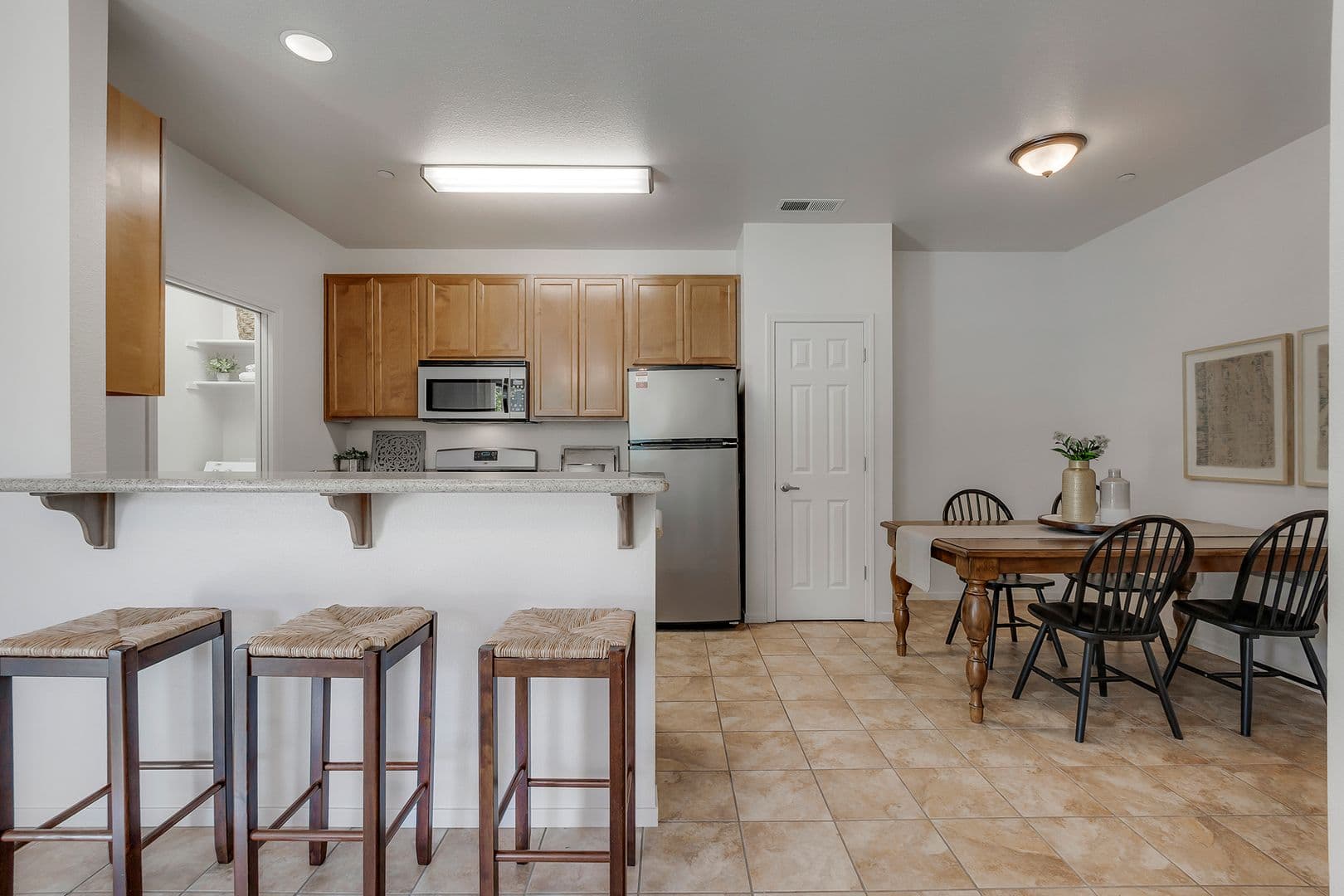 Chico Apartment: 101 Risa Way