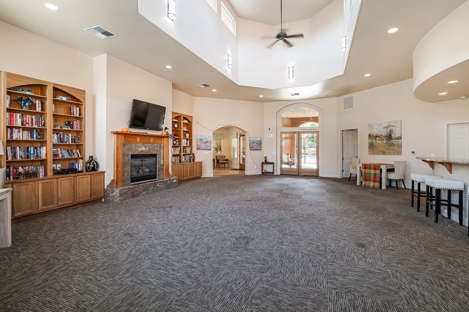 Chico Apartment: 101 Risa Way
