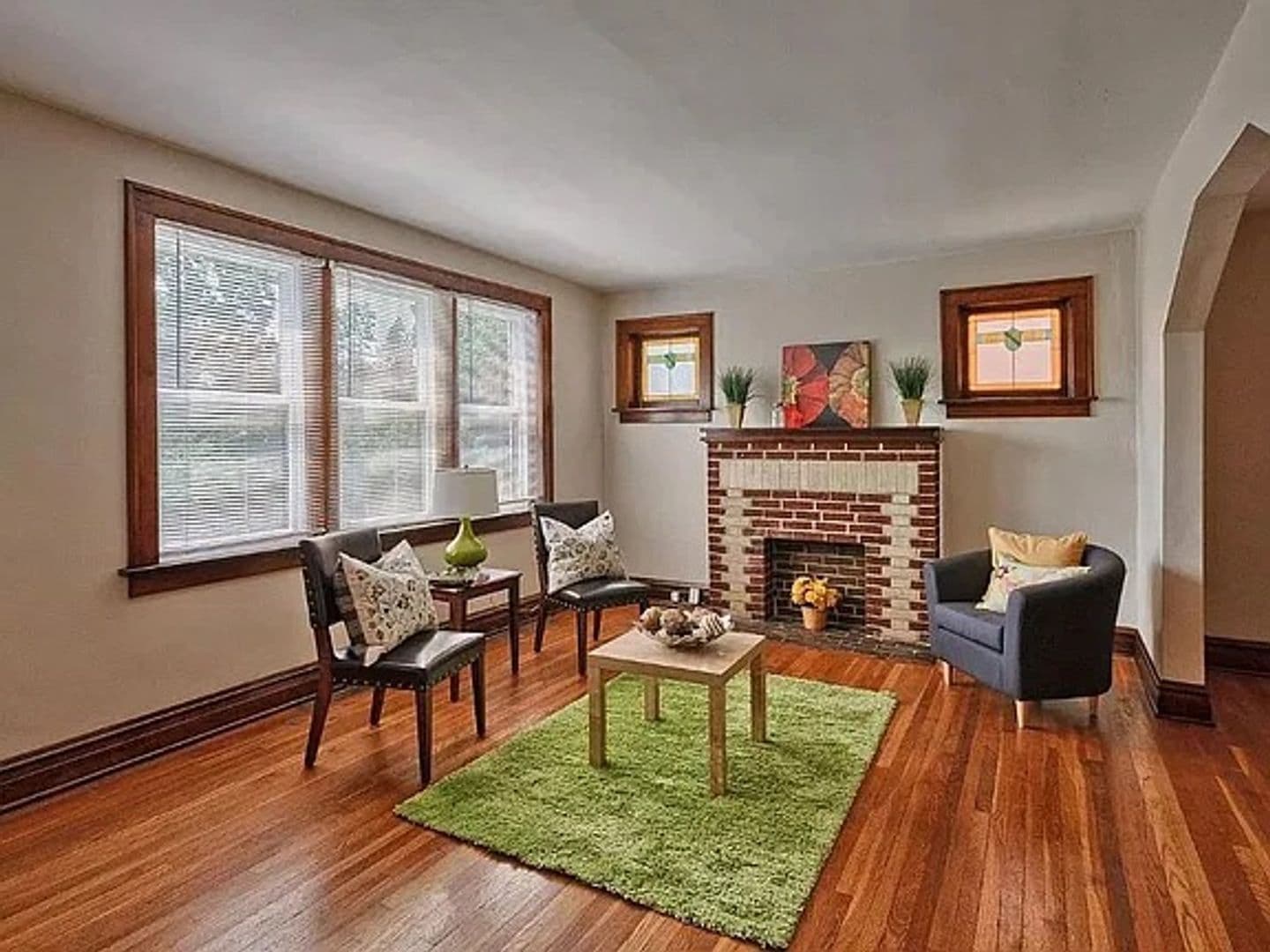 Saint Louis Apartment: 1210 Woodland Dr.