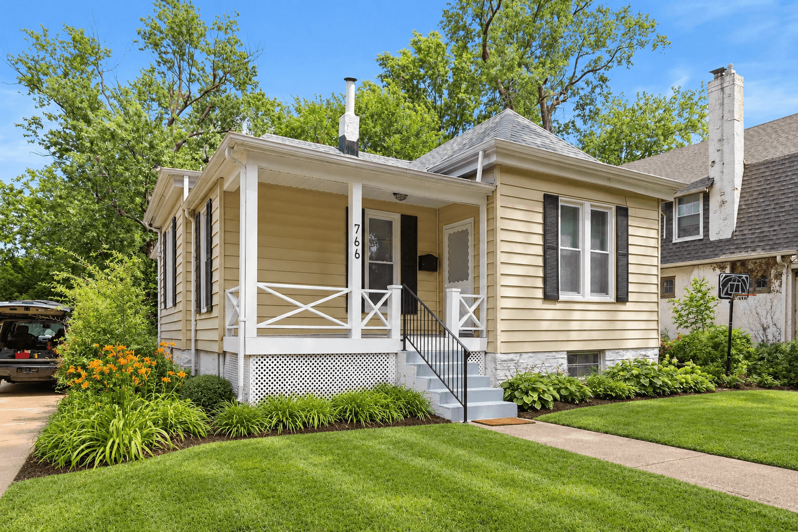 Saint Louis House: 766 Harvard Ave.