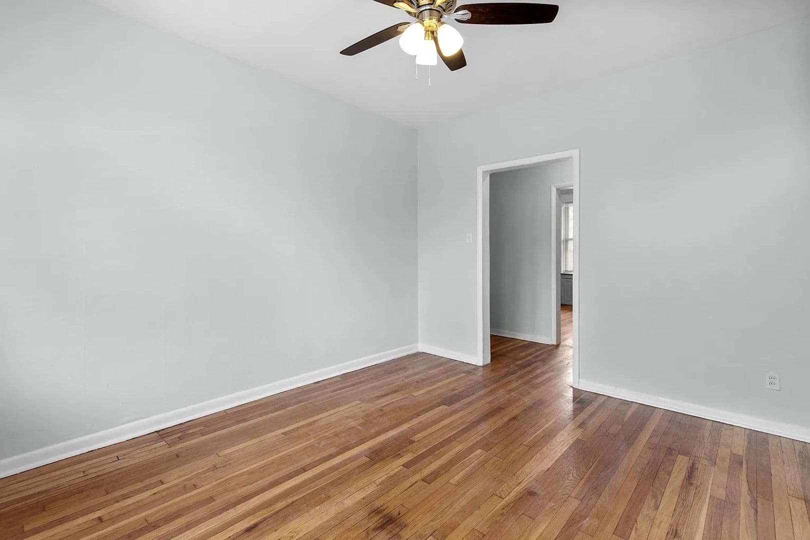 Saint Louis Apartment: 3718 Mcdonald Ave