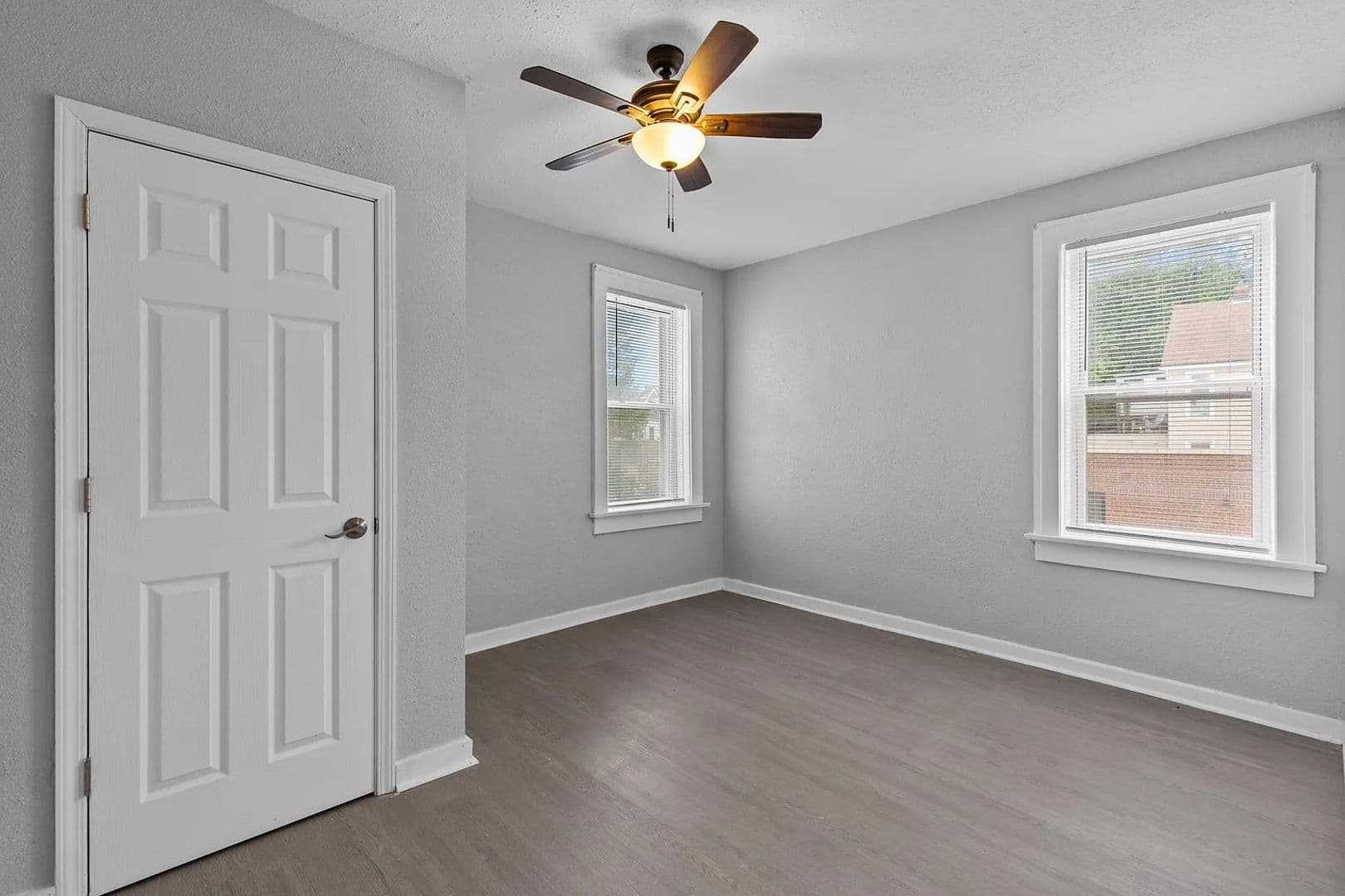 St. Louis Apartment: 4068 Connecticut St